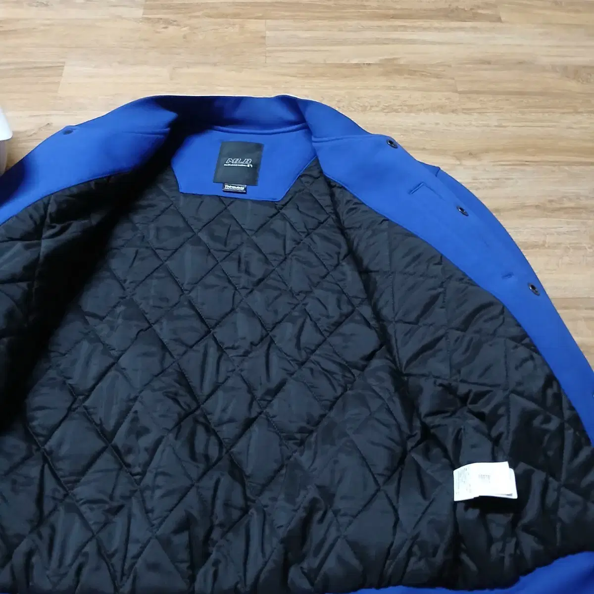 thumbnail-7